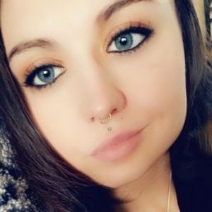 Meet your Posher, Ashlee